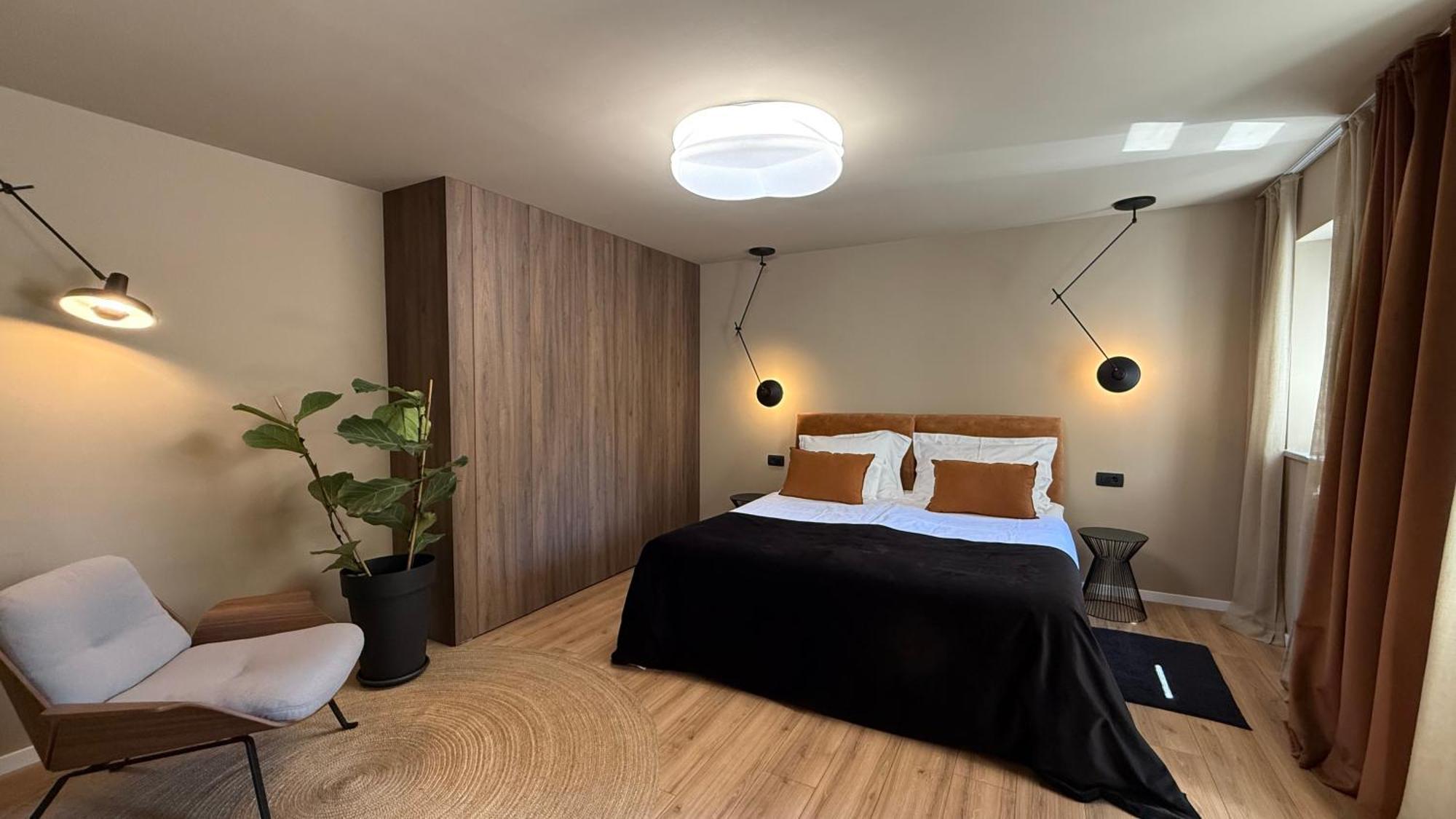 Monvi Luxury Suites Near Bacvice Beach And Old Town Split Exterior photo