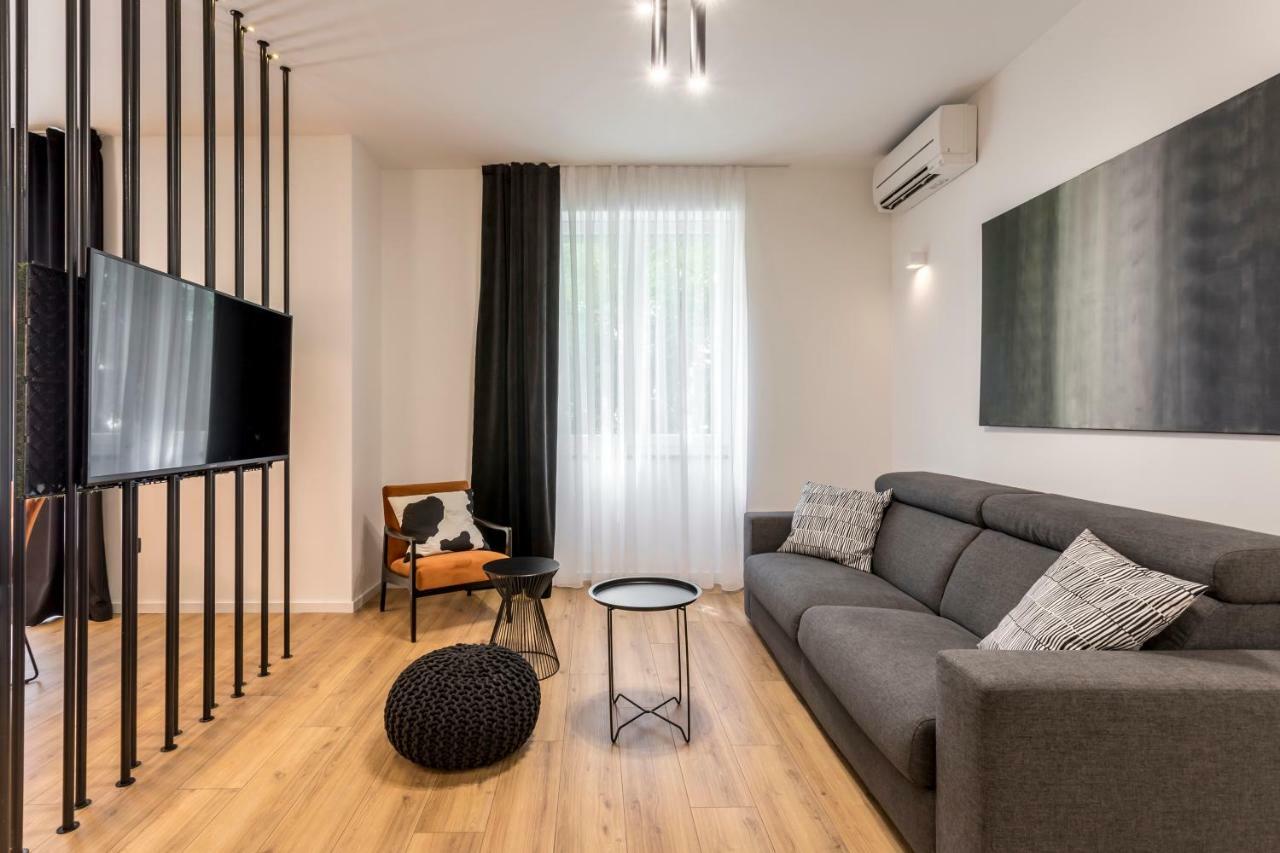 Monvi Luxury Suites Near Bacvice Beach And Old Town Split Exterior photo